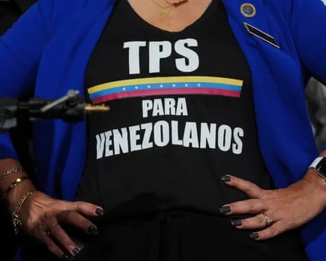 Trump Once More Asks Supreme Court to Halt Safeguards for Venezuelan Nationals in the United States